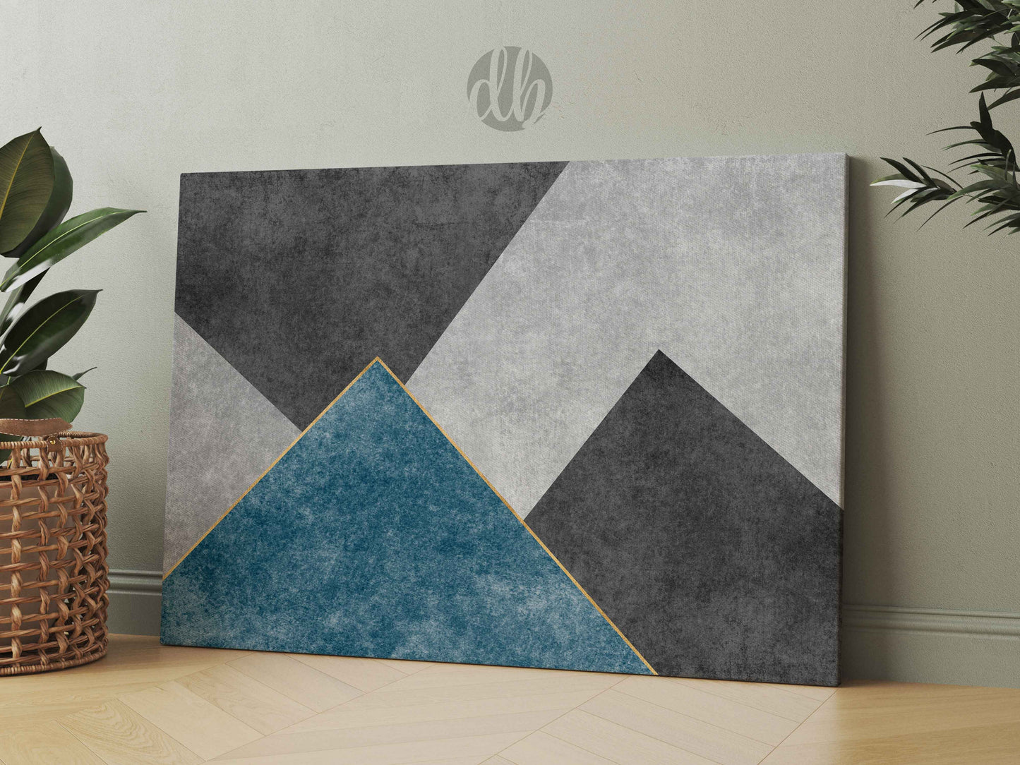 Abstract Triangle Design